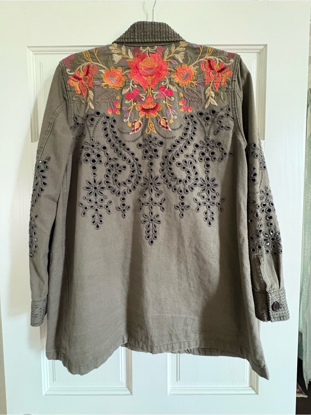 Johnny Was Olive Utility Jacket with Pink & Orange Embroidered Florals - Picture 3 of 4